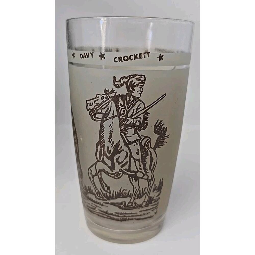Vintage Davy Crockett Glass Brown Tumbler Approx. Size: 5" x 2 -3/4" U163/5
